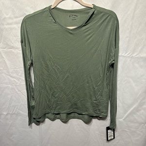 blouse green woman’s